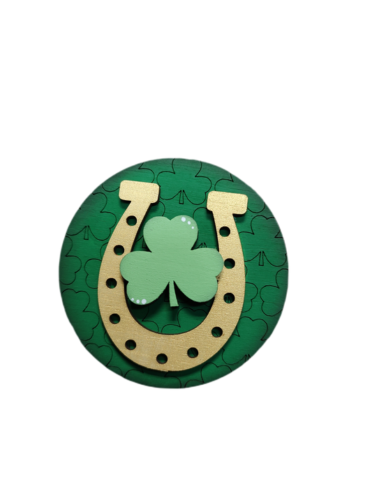 Horse Shoe Shamrock